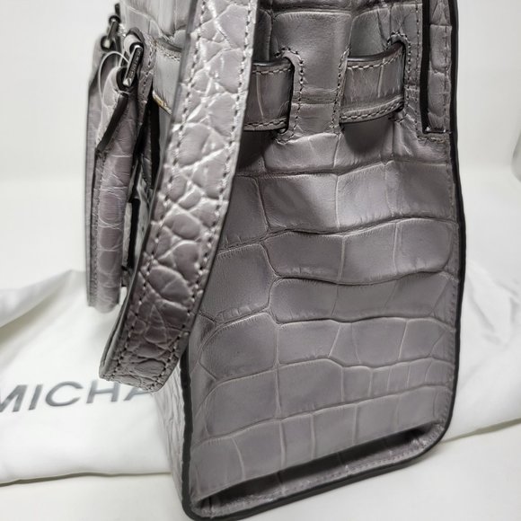 Michael Kors Handbag - Picture 6 of 9